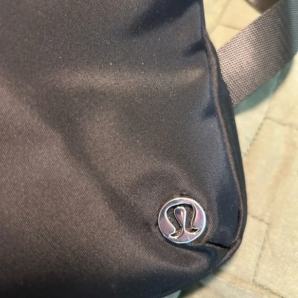 Lululemon Athletica Black Messenger Bag Durable Design - Picture 6 of 6